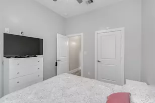 11707 Barwood Bend Dr, Houston, TX 77065 - Photo 21