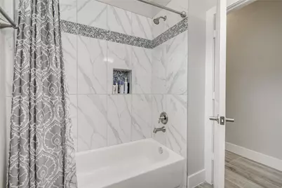 11707 Barwood Bend Drive, Houston, TX 77065 - Photo 19