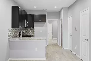 16680 E Ivanhoe, Montgomery, TX 77316 - Photo 11