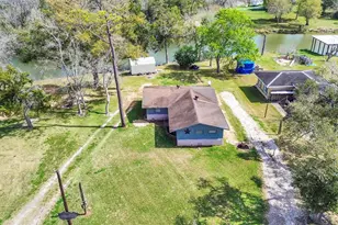 3315 St Anne St, Liverpool, TX 77577 - Photo 3