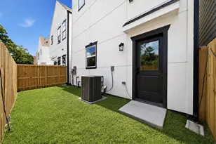 5522 Wheatley St, Houston, TX 77091 - Photo 5