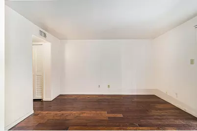 3045 Walnut Bend Lane #33, Houston, TX 77042 - Photo 15