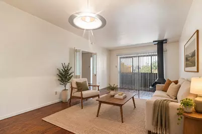 3045 Walnut Bend Lane #33, Houston, TX 77042 - Photo 3