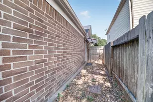 15506 Fir Woods Ln, Cypress, TX 77429 - Photo 23