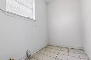 6803 Donlen St, Houston, TX 77022 - Photo 15