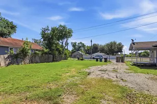 6803 Donlen St, Houston, TX 77022 - Photo 25
