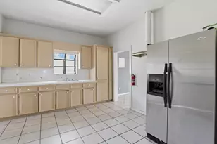 6803 Donlen St, Houston, TX 77022 - Photo 11