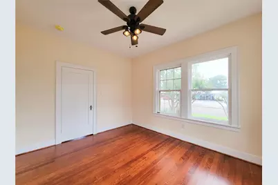 1502 S Market Street, Brenham, TX 77833 - Photo 15
