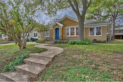 1502 S Market Street, Brenham, TX 77833 - Photo 3