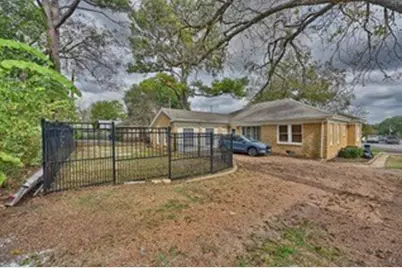 1502 S Market Street, Brenham, TX 77833 - Photo 25