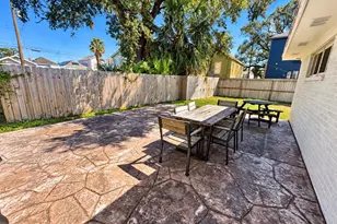 1112 32nd St, Galveston, TX 77550 - Photo 13