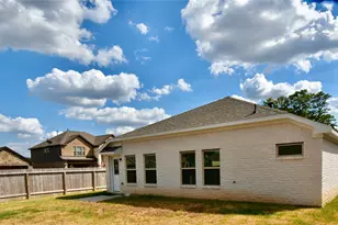 18226 Willow Edge Dr, Tomball, TX 77375 - Photo 15