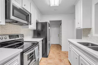 13740 Hollowgreen Drive #605, Houston, TX 77082 - Photo 15