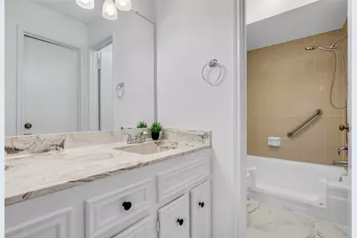 13740 Hollowgreen Drive #605, Houston, TX 77082 - Photo 23