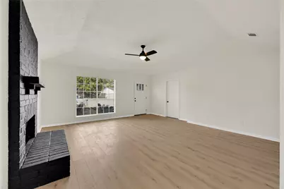15615 Raven Trail, Houston, TX 77489 - Photo 9