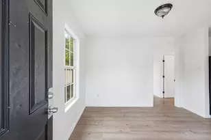 8038 Record St, Houston, TX 77028 - Photo 9