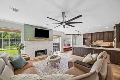 8703 Chipping Rock Drive, Sugar Land, TX 77479 - Photo 9