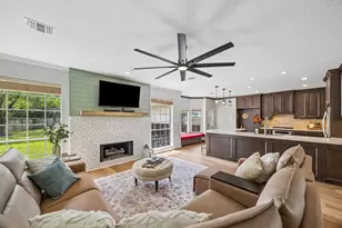 8703 Chipping Rock Dr, Sugar Land, TX 77479 - Photo 9