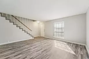 2815 Greenridge Dr, Houston, TX 77057 - Photo 15