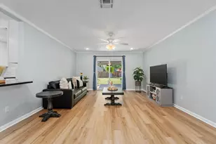 351 Linnwood Dr N, New Caney, TX 77357 - Photo 9