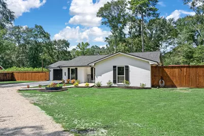 351 Linnwood Drive N, New Caney, TX 77357 - Photo 3