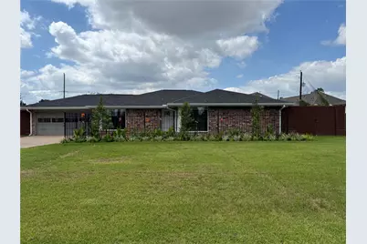 8303 Fawndale Ln, Houston, TX 77040 - Photo 1