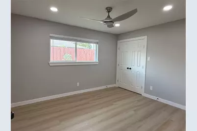 8303 Fawndale Ln, Houston, TX 77040 - Photo 7