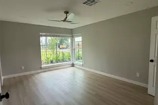 8303 Fawndale Ln, Houston, TX 77040 - Photo 15