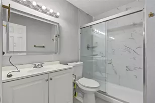 10001 Westpark Dr, Houston, TX 77042 - Photo 13