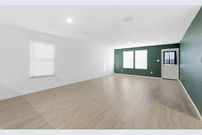 1052 Shutter Way, Kerrville, TX 78028 - Photo 21