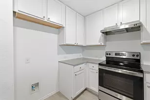 1052 Shutter Wy, Kerrville, TX 78028 - Photo 25