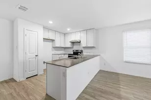 1052 Shutter Wy, Kerrville, TX 78028 - Photo 23