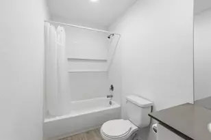 1052 Shutter Wy, Kerrville, TX 78028 - Photo 19