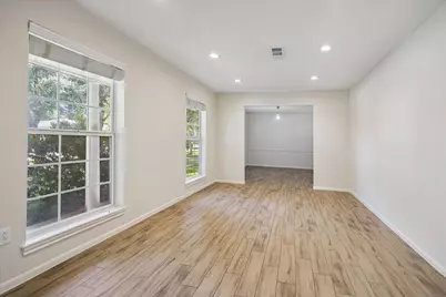 5942 Portal Drive, Houston, TX 77096 - Photo 3