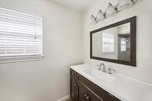 5942 Portal Dr, Houston, TX 77096 - Photo 23