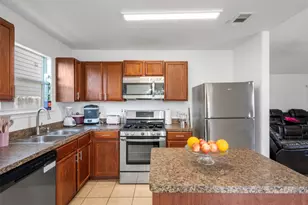 830 Paradise Rd, Baytown, TX 77521 - Photo 13