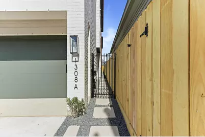 1308 Edwards #B, Houston, TX 77007 - Photo 13