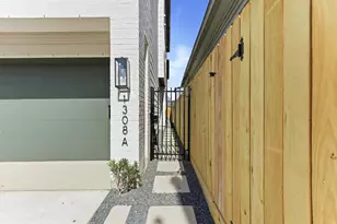 1308 Edwards, Houston, TX 77007 - Photo 13