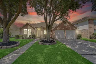 14810 Mission Hills Dr, Houston, TX 77083 - Photo 1