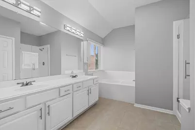 14810 Mission Hills Drive, Houston, TX 77083 - Photo 25