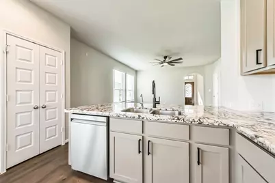 13706 Alaskan Brown Bear Trail, Crosby, TX 77532 - Photo 15