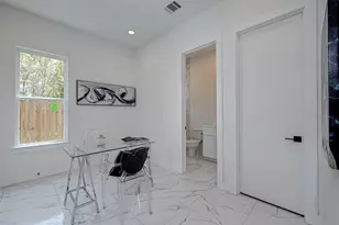 6030 Beall St, Houston, TX 77091 - Photo 9
