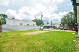 6425 Sidney St, Houston, TX 77021 - Photo 29