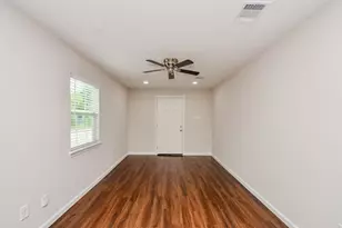 6425 Sidney St, Houston, TX 77021 - Photo 3