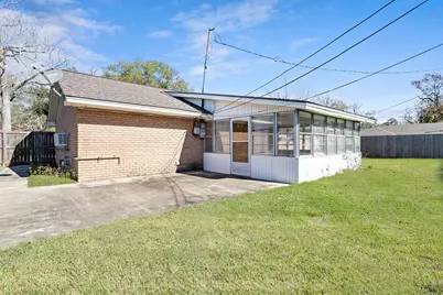 5755 Sul Ross Ln, Beaumont, TX 77706 - Photo 31