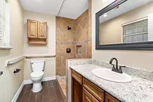 5755 Sul Ross Ln, Beaumont, TX 77706 - Photo 27