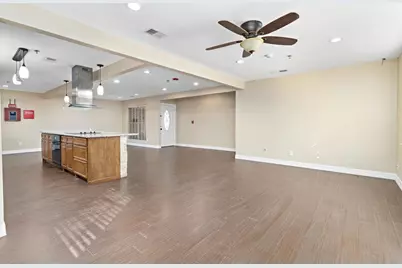 5755 Sul Ross Ln, Beaumont, TX 77706 - Photo 11