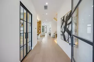 616 Ridge St, Houston, TX 77009 - Photo 3