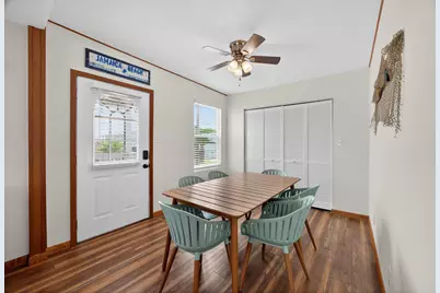 16618 Bermuda Way, Jamaica Beach, TX 77554 - Photo 3