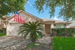 10106 Hollyvine Ln, Houston, TX 77089 - Photo 3